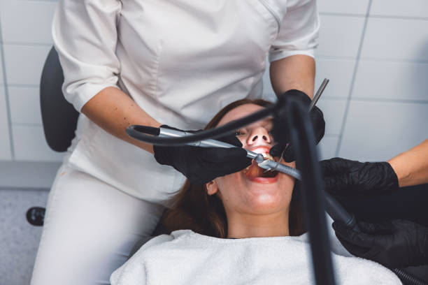 Best Emergency Cosmetic Dentistry (e.g., broken veneers) in Hiawatha, KS